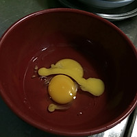 榨菜炒鸡蛋---别名榨菜芝士炒鸡蛋的做法图解2