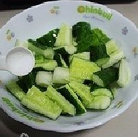 开胃小菜之凉拌拍黄瓜的做法图解7