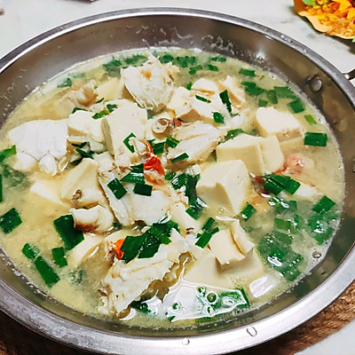 梭子蟹豆腐汤