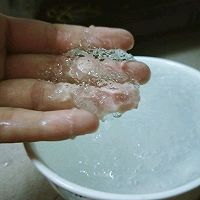 桃胶皂米角炖雪燕的做法图解5
