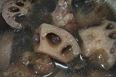 莲藕猪骨汤（1人炖盅）