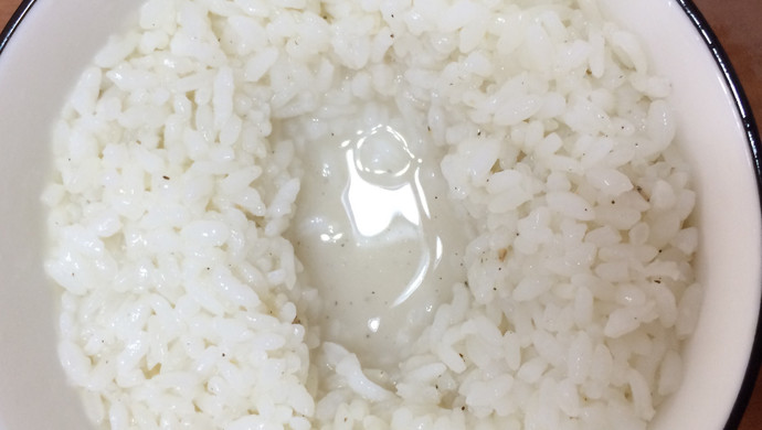 剩饭酿米酒