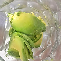 牛油果奶昔的做法图解3