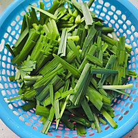 油豆腐韭菜绿豆芽的做法图解4