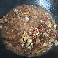 圆菇牛肉小炒的做法图解12