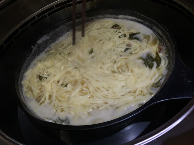 雪里蕻肉丁手擀面的做法图解12