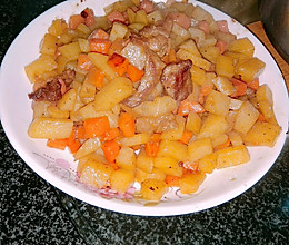 土豆炒胡萝卜（家常快手菜）的做法