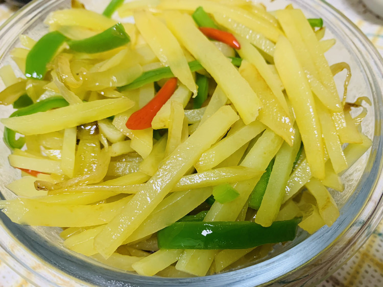 酸菜土豆丝的做法