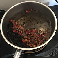 玫瑰花珍珠奶茶的做法图解3