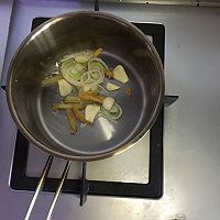 黄焖鸡米饭的做法图解2