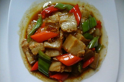 青红椒炒肉片