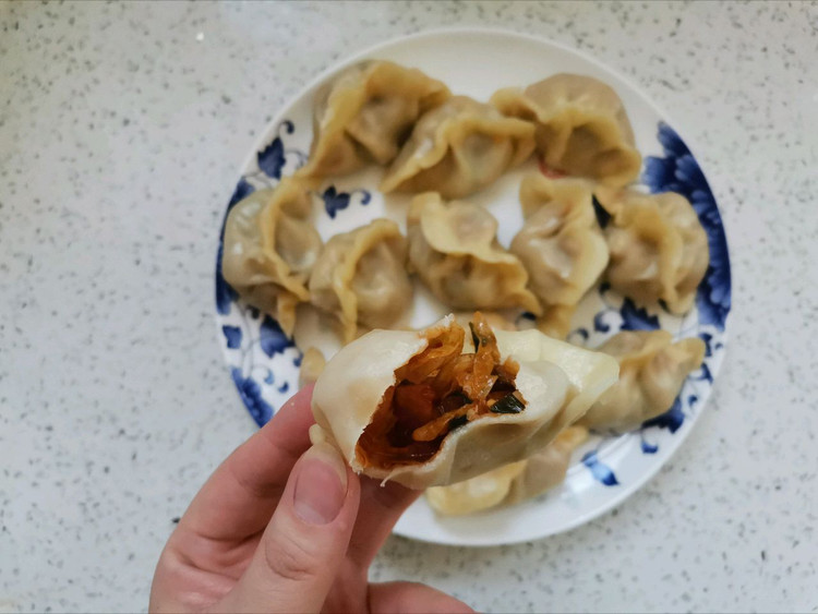 泡菜蒸饺的做法