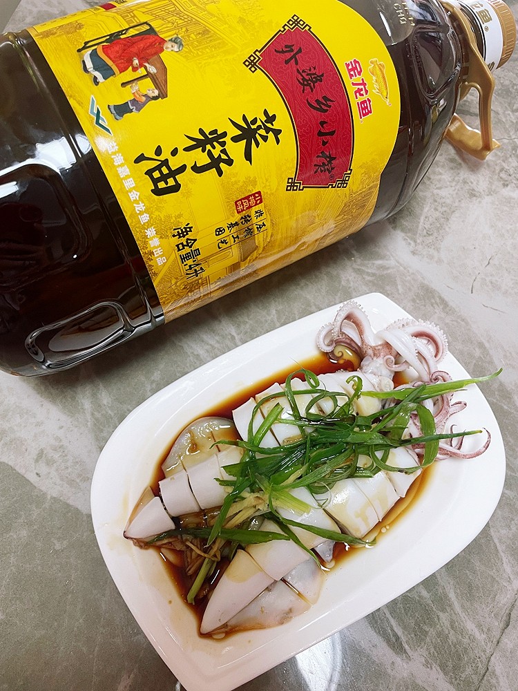 简单白灼小管的做法