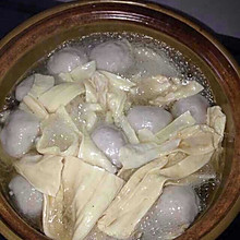 肉丸子腐竹汤