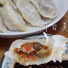 白菜干肠馅蒸饺