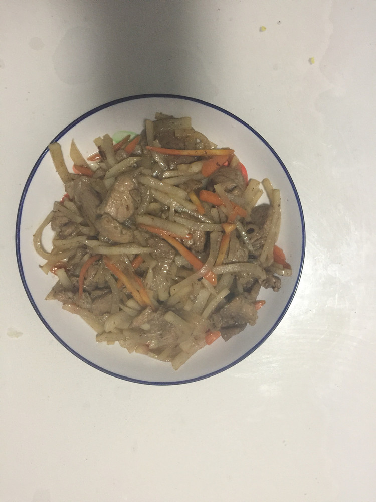 白萝卜炒肉片的做法