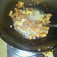 （非常好下饭的）自制酸菜炒五花肉的做法图解5