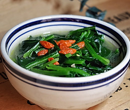 羊骨汤炖菠菜的做法