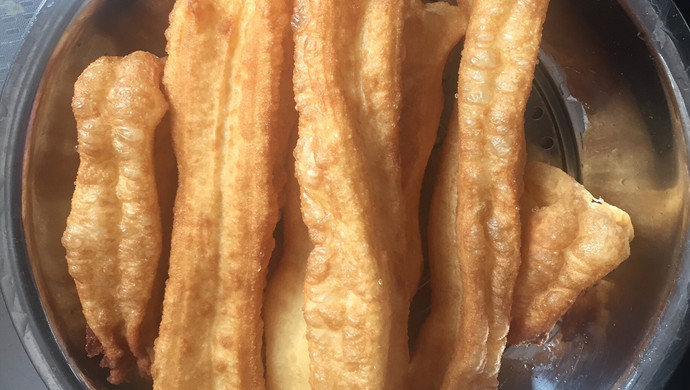 家庭牛奶鸡蛋油条