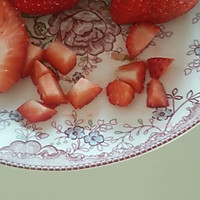 简单草莓酸奶.的做法图解2