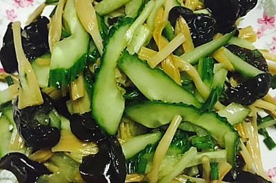 凉拌黄花菜