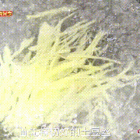 最爱这个味道 | 酸辣土豆丝  #夏日开胃餐#的做法图解1
