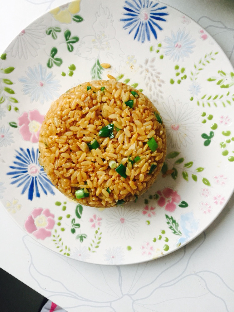 酱油炒饭的做法