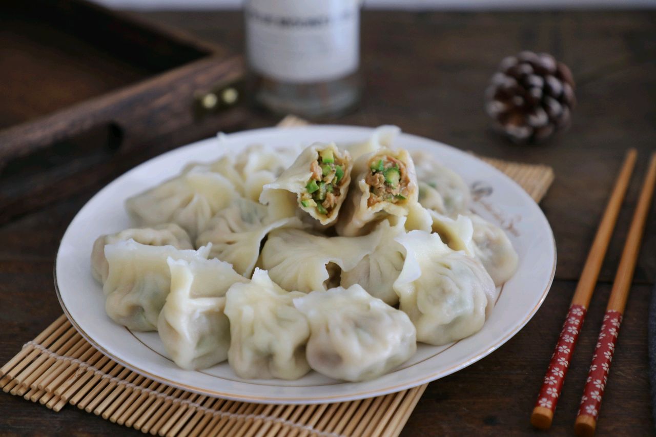 Pork and asparagus dumplings