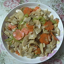 胡萝卜炒杏鲍菇