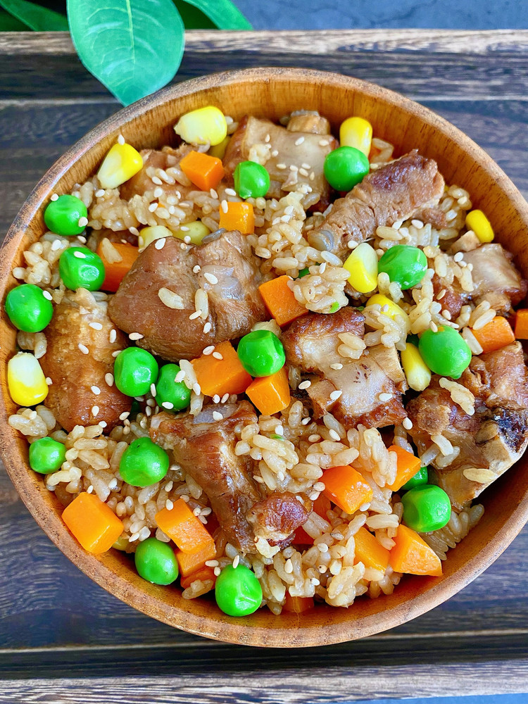 豌豆排骨焖饭的做法