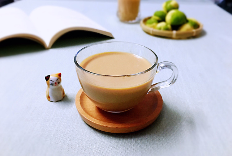 简单三步学煮健康好喝的奶茶的做法