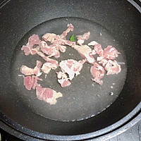 丝瓜瘦肉汤的做法图解3