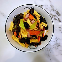 【孕妇食谱】腐竹木耳炒腊肉，清爽可口，营养丰富～的做法图解8
