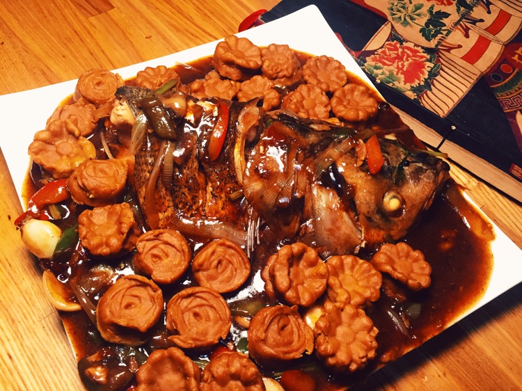 金花大鱼头