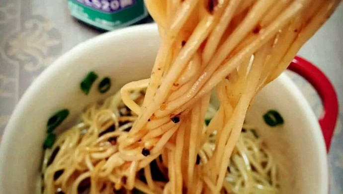 葱香酱油拌面