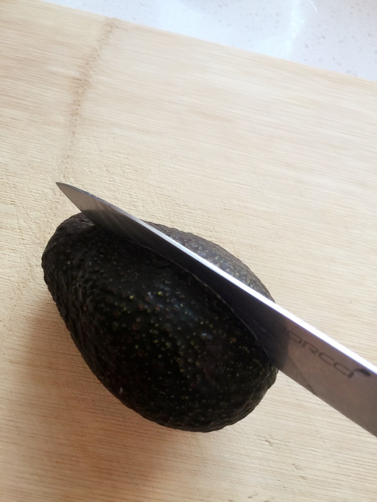 培根蛋烤牛油果的做法图解1