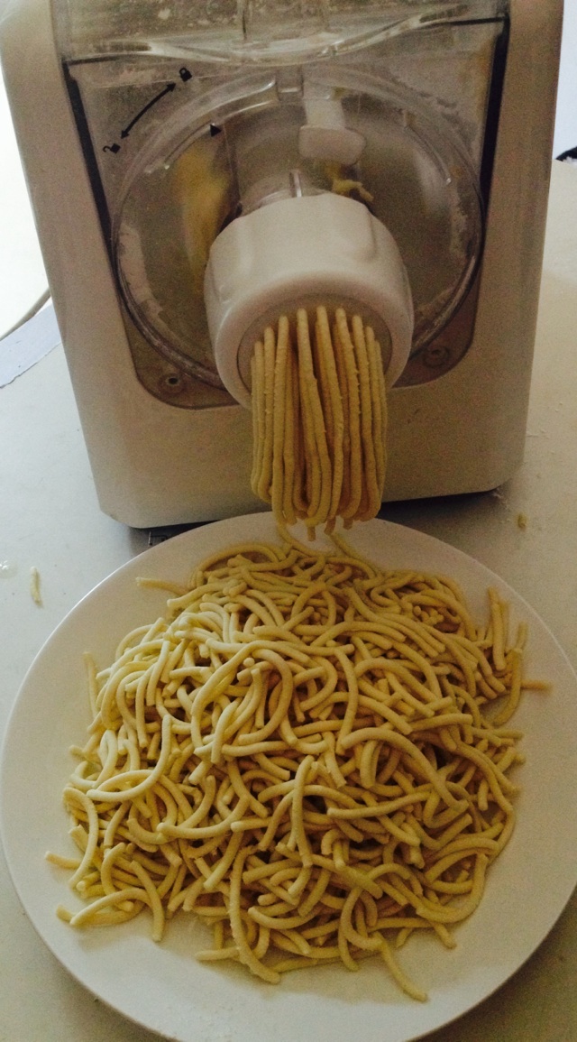 小阳美食----面条嘎嘣脆的做法图解2