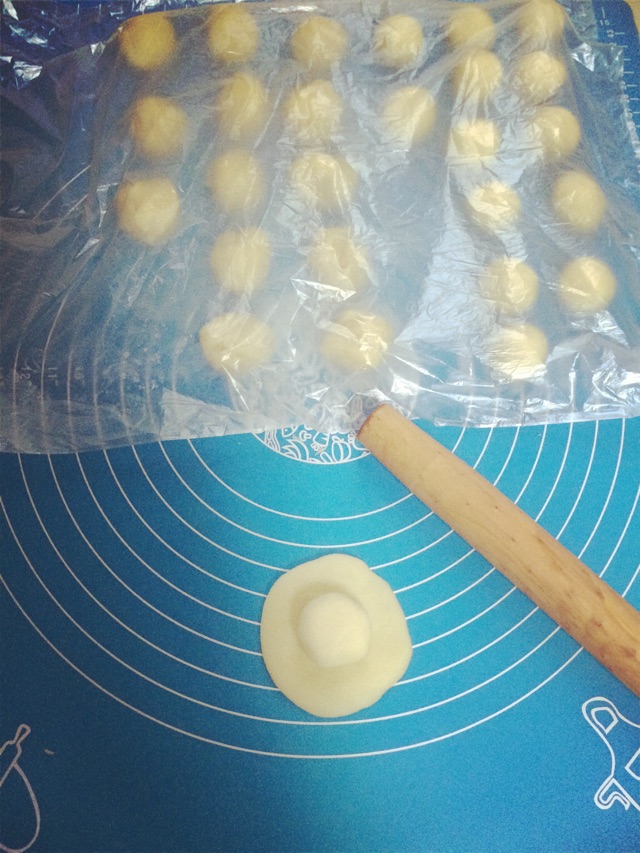 蛋黄酥（馅料精确用量）的做法图解2