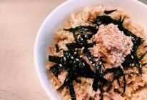 低脂金枪鱼海苔拌饭的做法