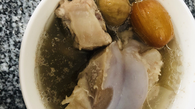 无花果炖骨头的做法