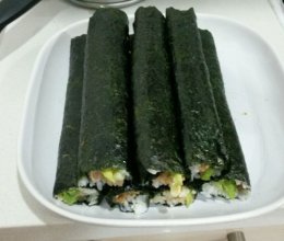 台式牛油果鰻魚壽司的做法