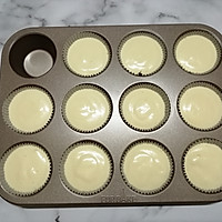 炼奶纸杯蛋糕的做法图解8