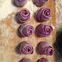 紫薯玫瑰花卷的做法图解8
