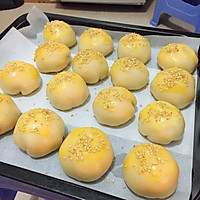 奶香绿豆馅蛋黄酥的做法图解11