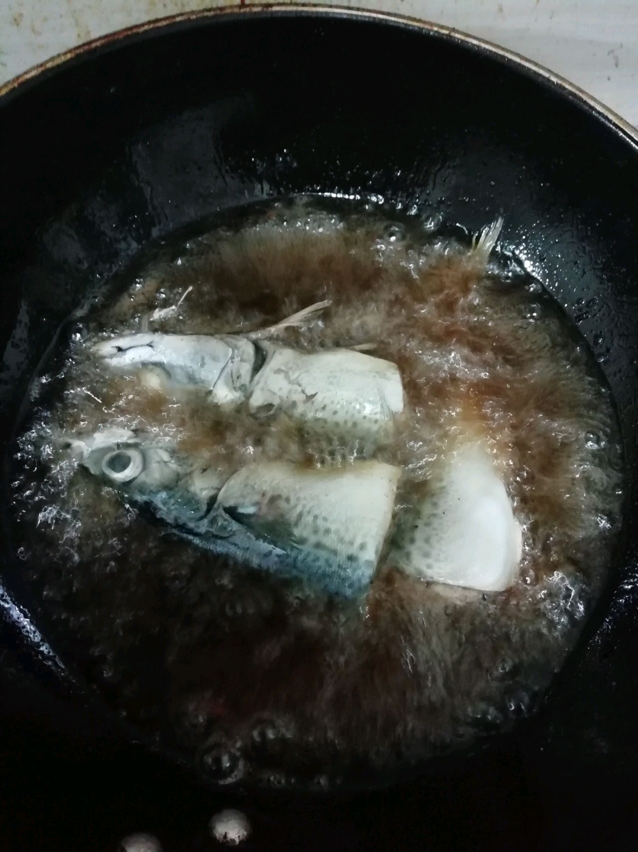 鲅鱼怎么炖才好吃呢,清炖鲜鲅鱼窍门,鲅鱼顿炖好吃_大山谷图库