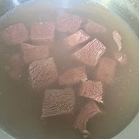 土豆炖牛腩的做法图解3