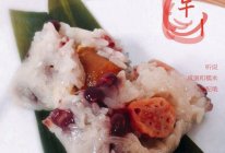 蛋黄腊味粽的做法