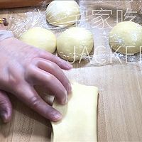 奶香椰蓉面包卷，一次发酵，易出膜超蓬松，浓浓椰香和奶香味。的做法图解15