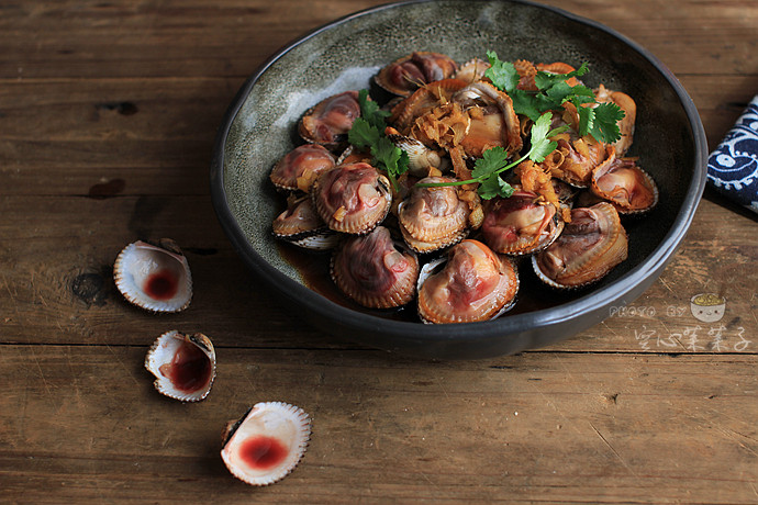 【姜酒血蛤】——浙江人最爱的“黑暗料理”的做法