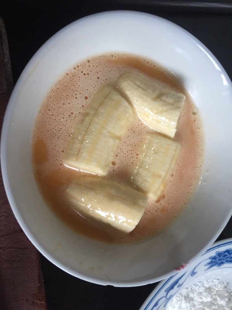炸香蕉的做法图解8